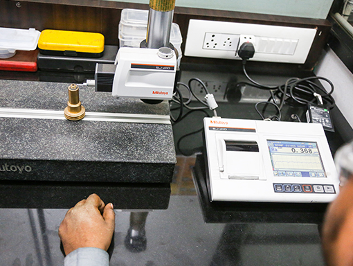 Surface Roughness Tester(Mitutoyo)